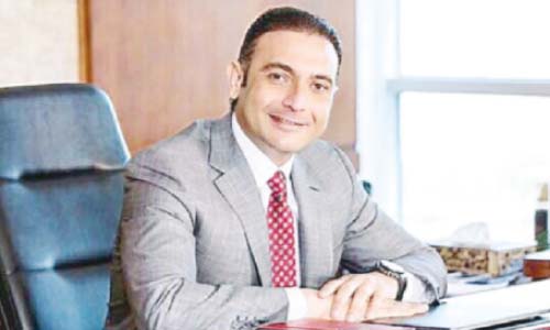 الرئيس التنفيذى لـ«المصرية للاتصالات»: مستمرون فى تطوير البنية التحتية للإنترنت