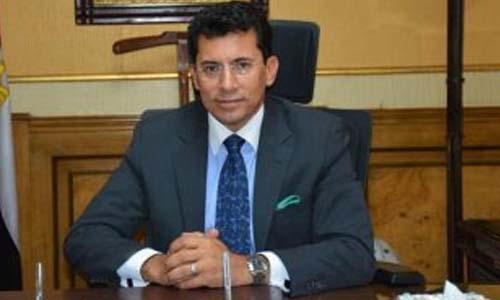 صبحى والغضبان وغندر فى استقبال ضيوف الشركات