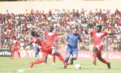 «كارتيرون» يدرب اللاعبين على «ضربات الحظ»