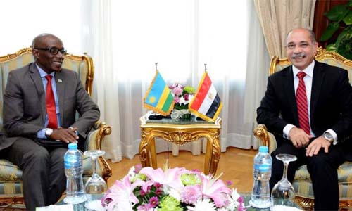 دفع العلاقات الثنائية بين مصر ورواندا فى الطيران المدنى