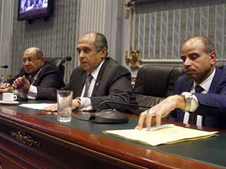 وزير الزراعة أمام البرلمان: إلغاء قرار تحديد موعد زمنى لمنع تخزين البطاطس.. إعداد خريطة لتحقيق الأمن الغذائى فى مصر