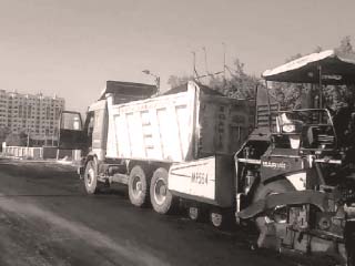 %75 إنجازاً فى أعمال الرصف بـ«حى الكوثر»