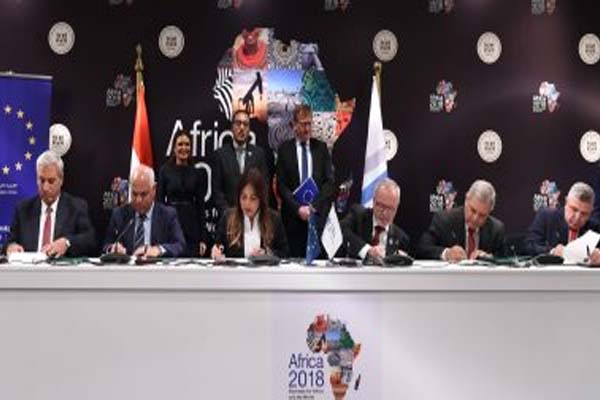 على هامش منتدى «إفريقيا 2018» اتفاقيات متعددة لتطوير البنية التحتية فى مصر