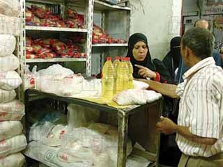 المكرونة على البطاقات التموينية.. أول يناير