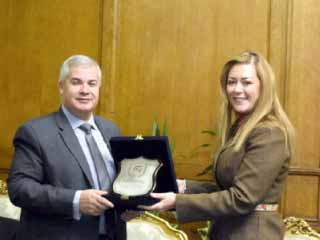 رئيس «الدستورية» يستقبل المدير التنفيذى للأكاديمية الوطنية لتدريب وتأهيل الشباب