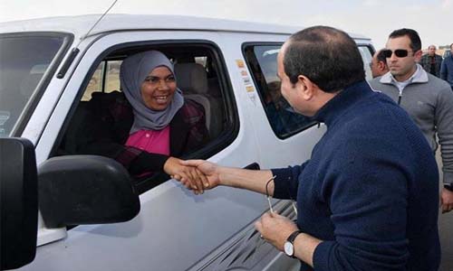 سيدة الميكروباص لـ«روزاليوسف»: لقائى بالرئيس أنسانى سنوات الشقاء