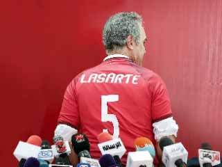 هل ينجح «لاسارتى» فى مهمته؟