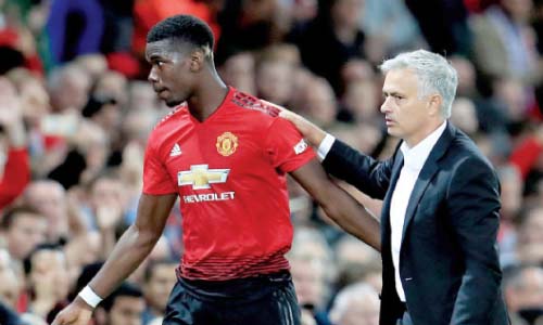 بوجبا ينتصر على مورينيو فى معركة تكسير العظام