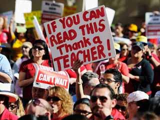 30 ألف مدرس يضربون عن العمل فى أول إضراب من نوعه منذ 30 عاماً