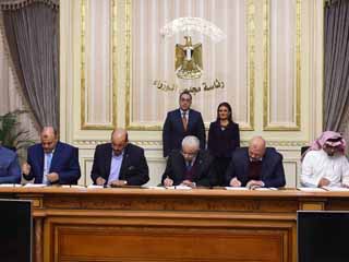 اتفاقية بين الحكومة والمستثمرين لبناء  910 فصول مدرسية بتكلفة 500 مليون جنيه