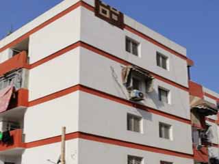 قوافل طبية وتدريبات مهنية لـ«حياة كريمة» للأكثر فقرًا