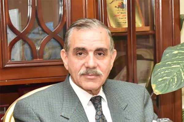 محافظ أسيوط: تطعيم 614 ألف طالب ضد الطفيليات المعوية