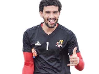 «عواد» مطلوب فى أوروبا