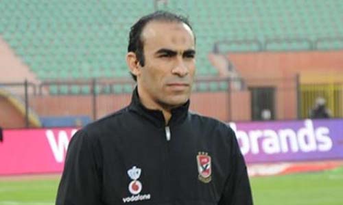 «البطل» عبد الحفيظ هل ينجح مدير الكرة بالأهلى فى السير على طريق «ثابت»؟