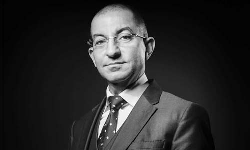 جون مسيحة المستشار السياسى لرئيس حزب التجمع الوطنى الفرنسى لـ «روزاليوسف»: «ماكرون» يتعامل بديكتاتورية ضد الشعب الفرنسى