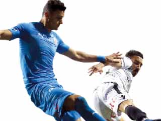 الزمالك يسعى لمصالحة جماهيره بمواجهة «نصر حسين داى»