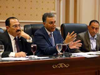 وزير النقل: الرئيس يهتم بملف تطوير الأداء الجمركى وتكليفات للانتهاء من «الشباك الواحد» فى 30 يونيو 2020