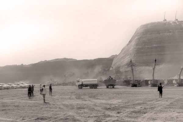 «روزاليوسف» داخل مناجم الخير