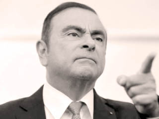 رئيس «نيسان» يدفع مليار ين يابانى كفالة