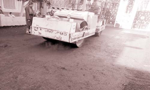 5.7 مليون جنيه لرصف شوارع أسيوط