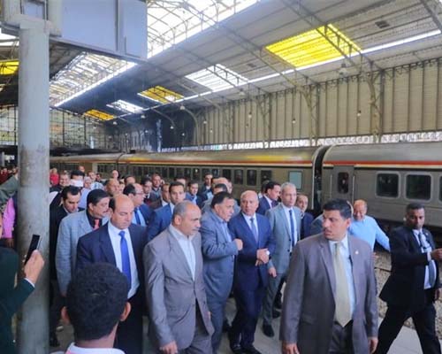 «الوزير»: أمن وسلامة الركاب أولاً