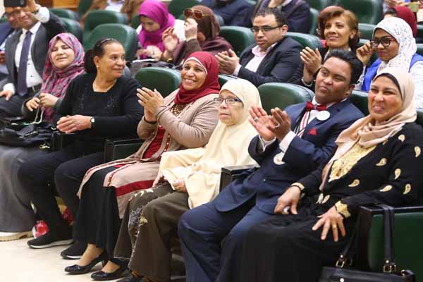 ست الحبايب.. الدولة ترد الجميل لـ«أمهات مصر»