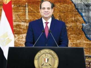 «السيسى» يهنئ الأقباط بعيد القيامة المجيد