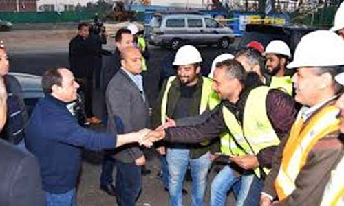 السيسى يكرم 10 من قدامى النقابيين فى احتفالية «عيد العمال»