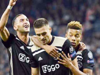 صناع التاريخ