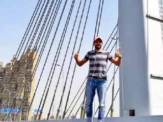 المصريون يحتفلون بمحور «تحيا مصر»