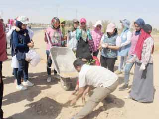 معسكر خدمة عامة بجامعة الوادى لتطوير العشوائيات