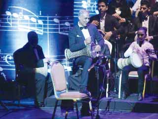 «مونبيلييه» ترقص على ايقاع الطبلة والربابة المصرية