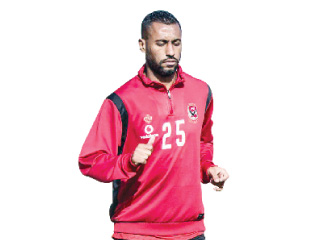 حسام عاشور يعادل رقم الزمالك فى عدد مرات حصد الدورى