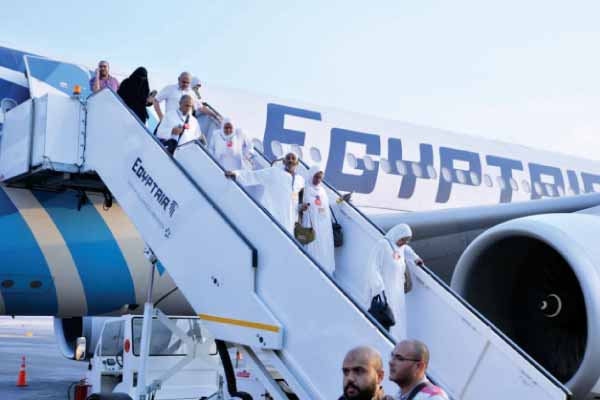مصر للطيران تنقل 40 ألف حاج للأراضى المقدسة