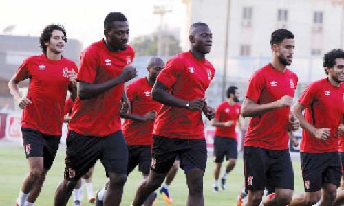 الأهلى يناقش عروض الصيف بعد تحديد قائمة الراحلين