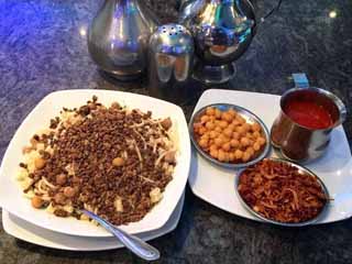 كيف بدأ الكشرى؟