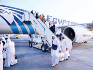 بعثة الحج تواصل تقديم خدماتها للحجاج