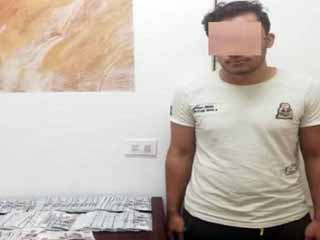 سقوط تاجر نقد أجنبى بالنزهة