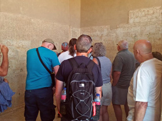 وفد سياحى من ألمانيا يزور المناطق الأثرية بالمنيا