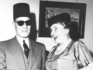 صفحات منسية فى حياة «صانع النور»