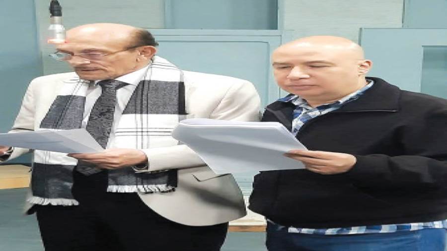 محمد صبحى أثناء تسجيل مسلسله الإذاعى