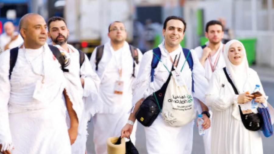 حجاج الجمعيات الأهلية