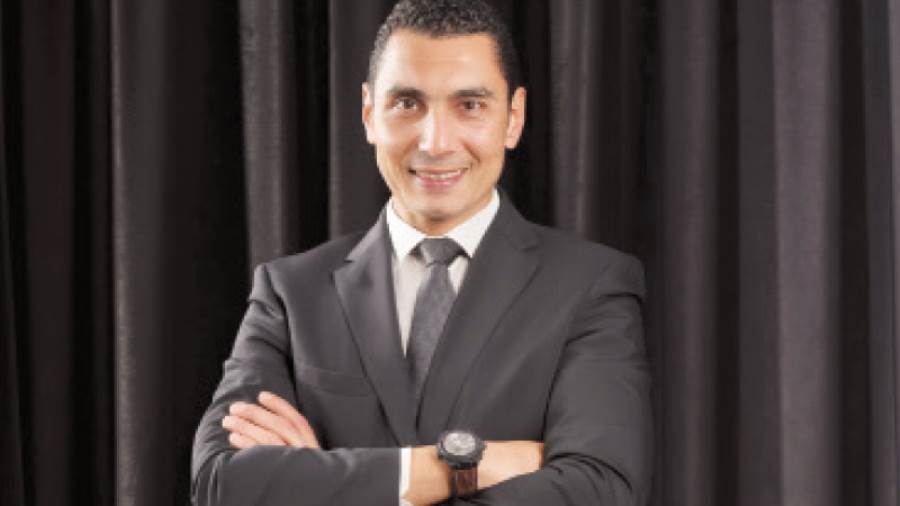 جوهر نبيل وزير الشباب والرياضة
