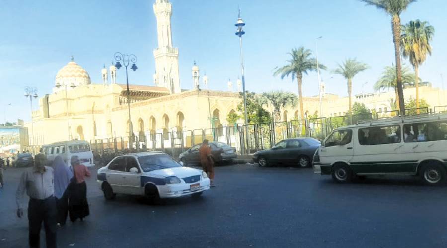 مسجد عبدالرحيم القنائى وضريحه 