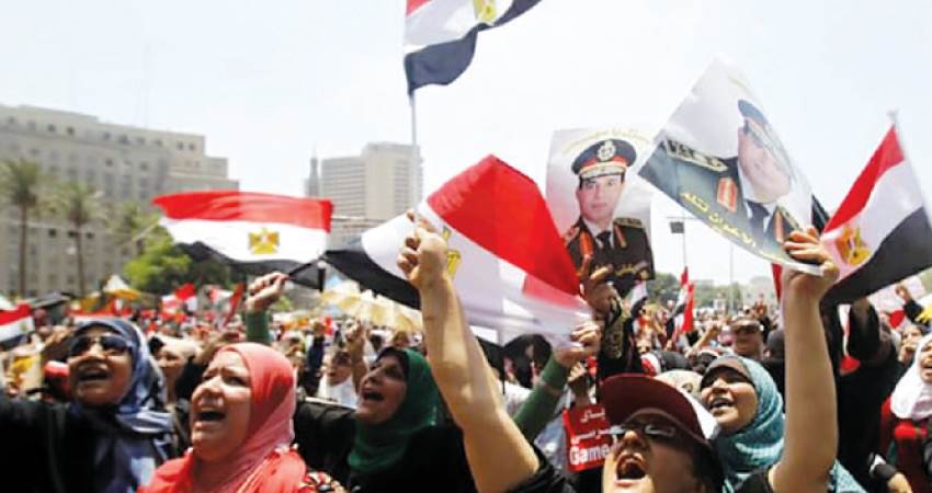 الشعب المصرى خلف قيادته - «صورة أرشيفية»