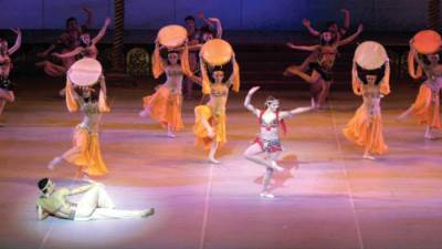 باليه «ألف ليلة وليلة» بقيادة نادر عباسى  على المسرح الكبير