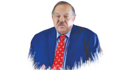 الوزير على يوسف يقود معركة الدبلوماسية السودانية