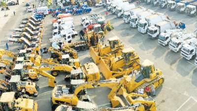 اللواء محمود نافع رئيس مجلس إدارة شركة الصرف الصحى بالإسكندرية: نعمل على تطوير منظومة الصرف الصحى قبل الشتاء