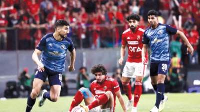 مشاهد الإثارة تعود للدورى بلقاء «الأحمر» و«السماوى»