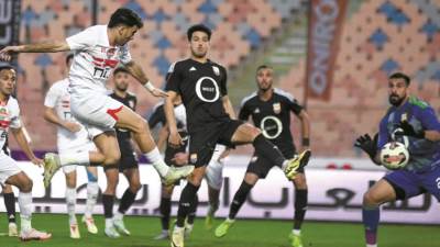 الزمالك يقترض ربع مليار جنيه لحل أزمات اللاعبين